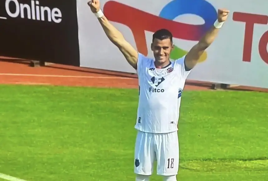 أولمبيك آسفي يهزم سان بيدرو الإيفواري وينتزع وصافة مجموعته في "الكاف"